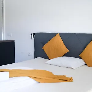  Apartment Point Zero